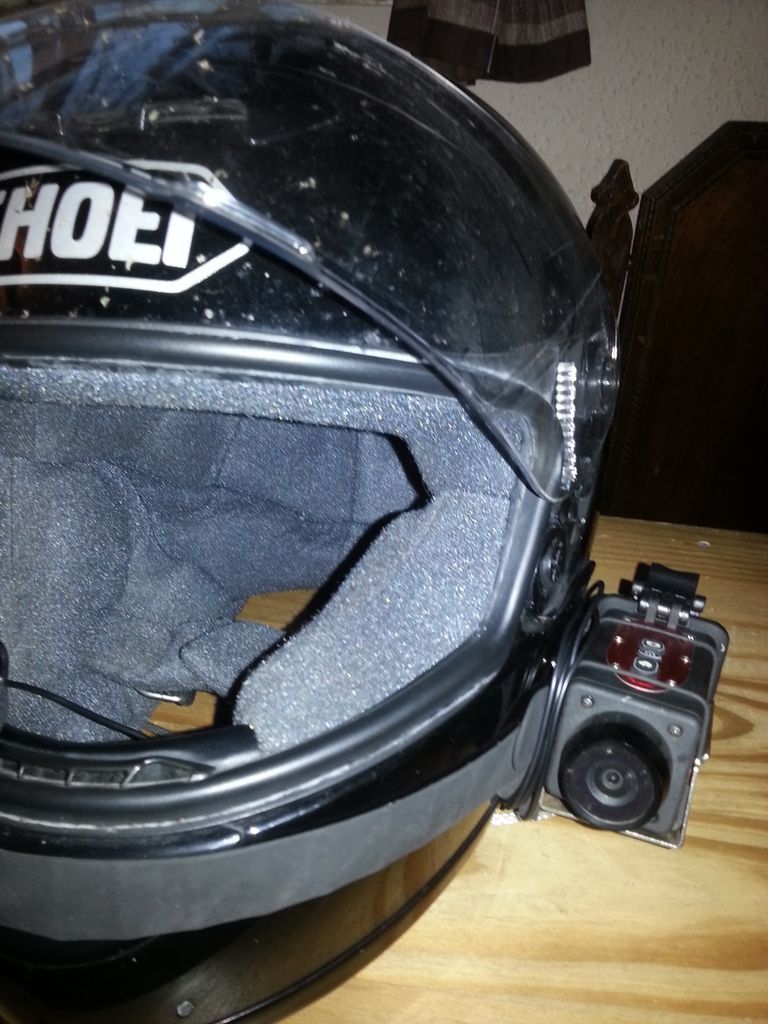 helmetwithcameraforforum040.jpg