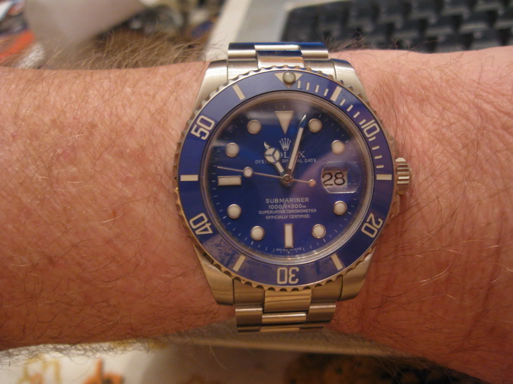 NBCWatch_bluesub007.jpg