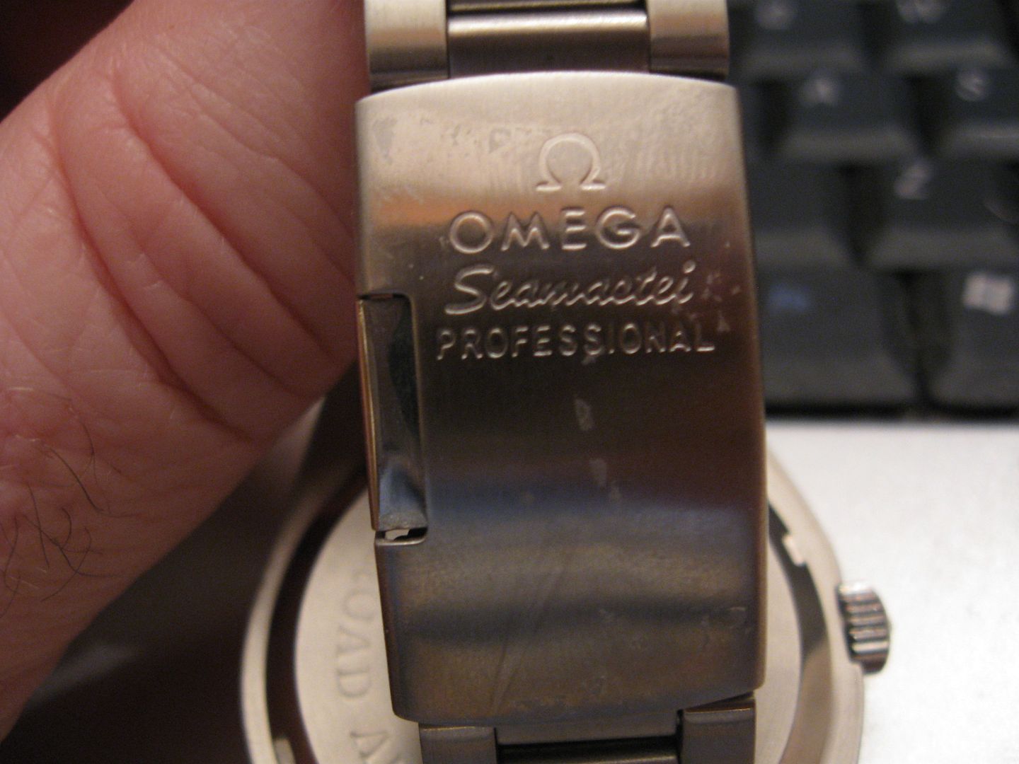 OmegaBroadArrow004.jpg