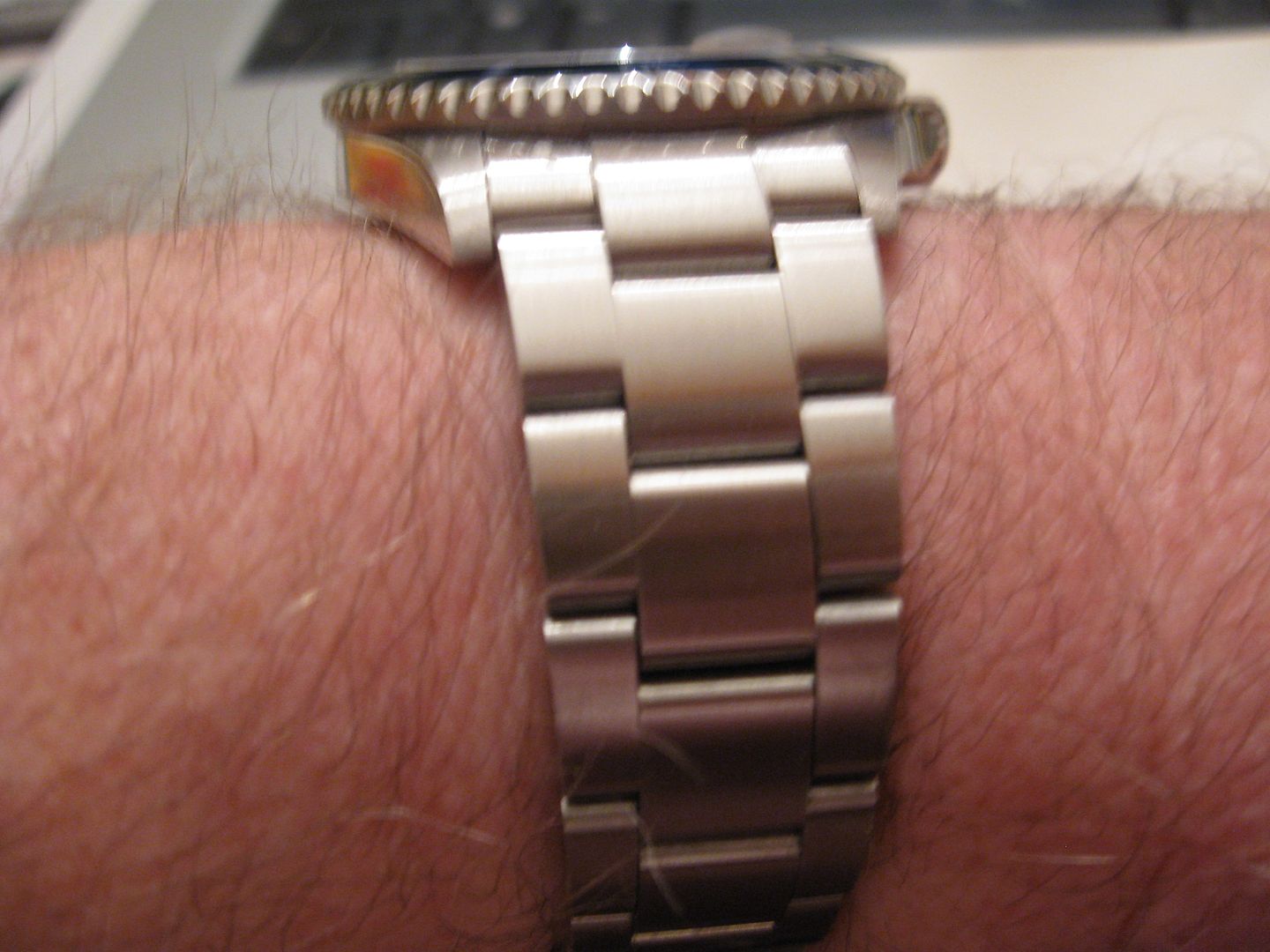 SubLV2836006-1.jpg