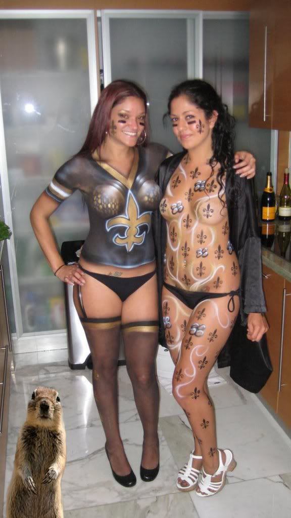 girls-with-painted-on-saints2-jerse.jpg