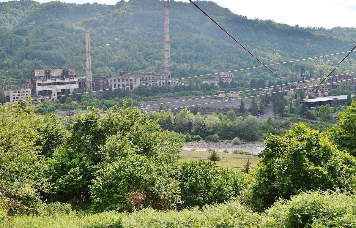 Из Грузии в Абхазию через Ингурский мост (Грузия-Абхазия) 