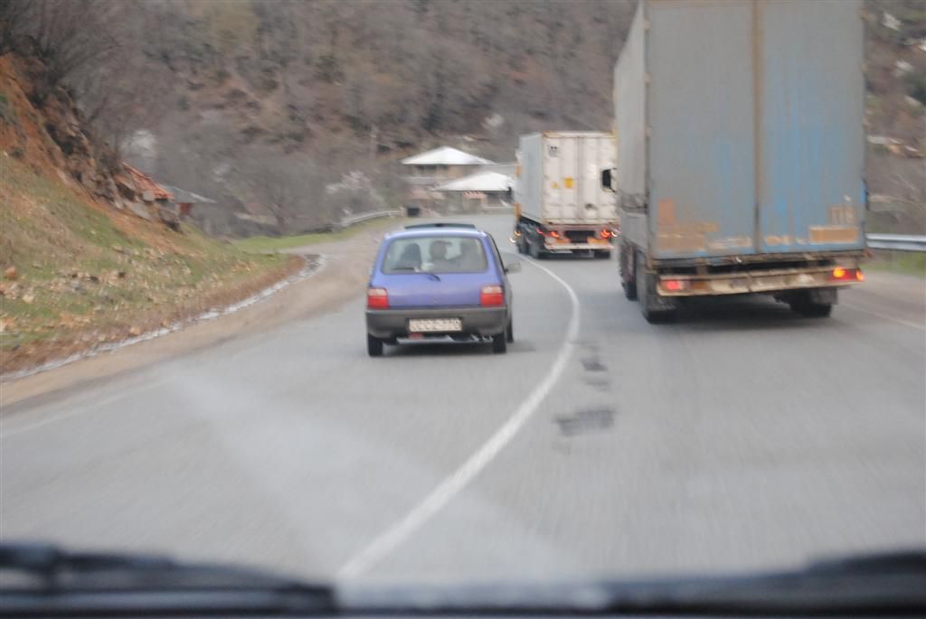 Особенности вождения автомобиля в Грузии, или почему грузинская полиция прекратила работать 