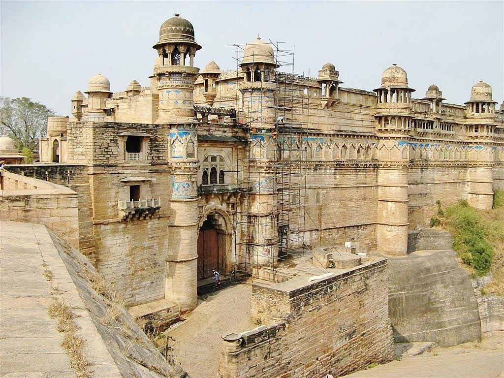  Гвалиорский форт - один самых больших в Индии 