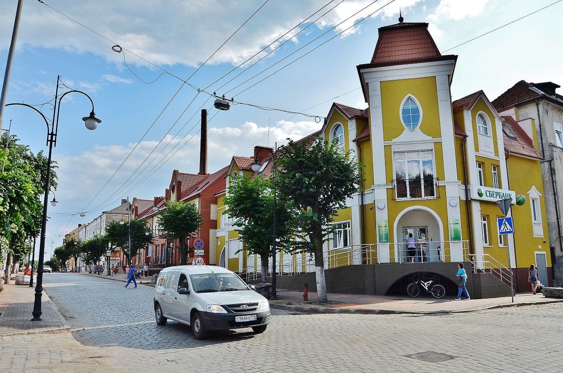 Черняховск (Истербург), где я провалился во времени и попал в руки к дамам в развратных чулках 