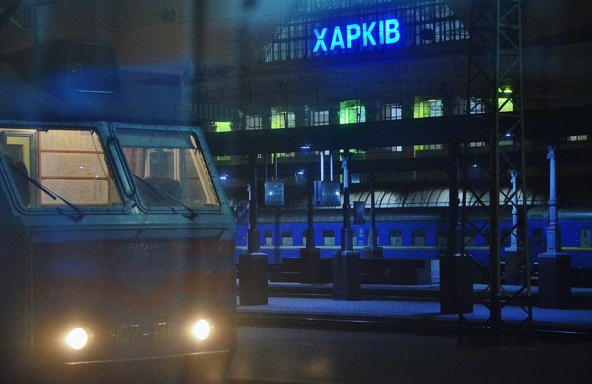  Украинский прорыв: на поезде из Москвы в Крым через Украину. Бонусом - танки и 