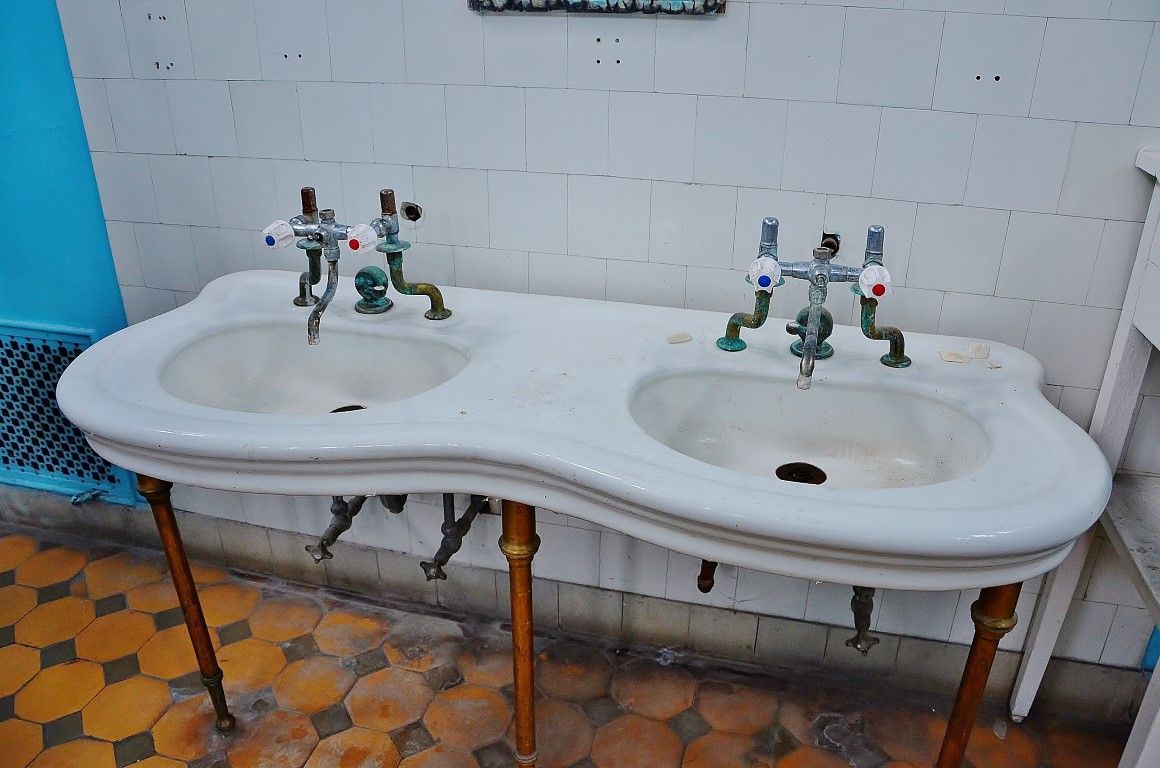 Думаете, вы сами не окажетесь на этом столике? 