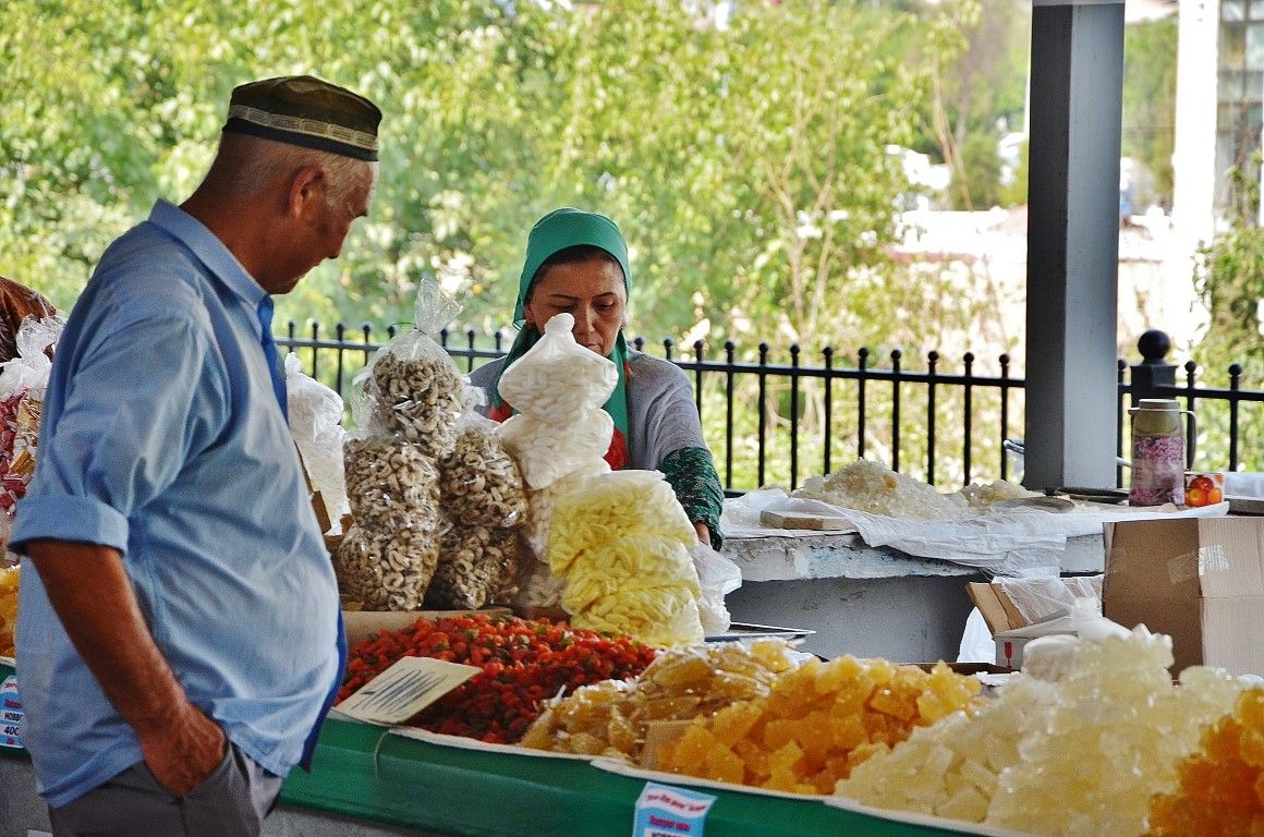 Нигде я не травился недоброкачественной пищей так часто, как в Средней Азии 