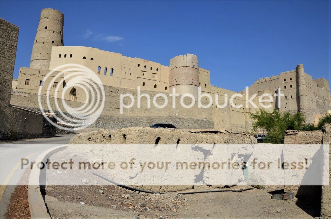 Тысяча оманских крепостей, или кто построил Занзибар? (Оман) крепость, крепости, очень, Низвы, дальше, крепостей, деревне, через, название, Маската, случае, километрах, такие, Маскат, опять, именно, совсем, Бахла, оманских, мечети