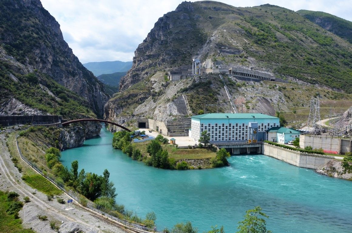 Самая живописная ГЭС России в самом большом каньоне Кавказа (Россия) здесь, плотина, самая, Сулак, Ирганайская, можно, Чиркейская, видели, электричество, живописная, Миатлинская, своими, вырабатывается, будет, начинаем, станции, Миатлинской, именно, какие, вверх